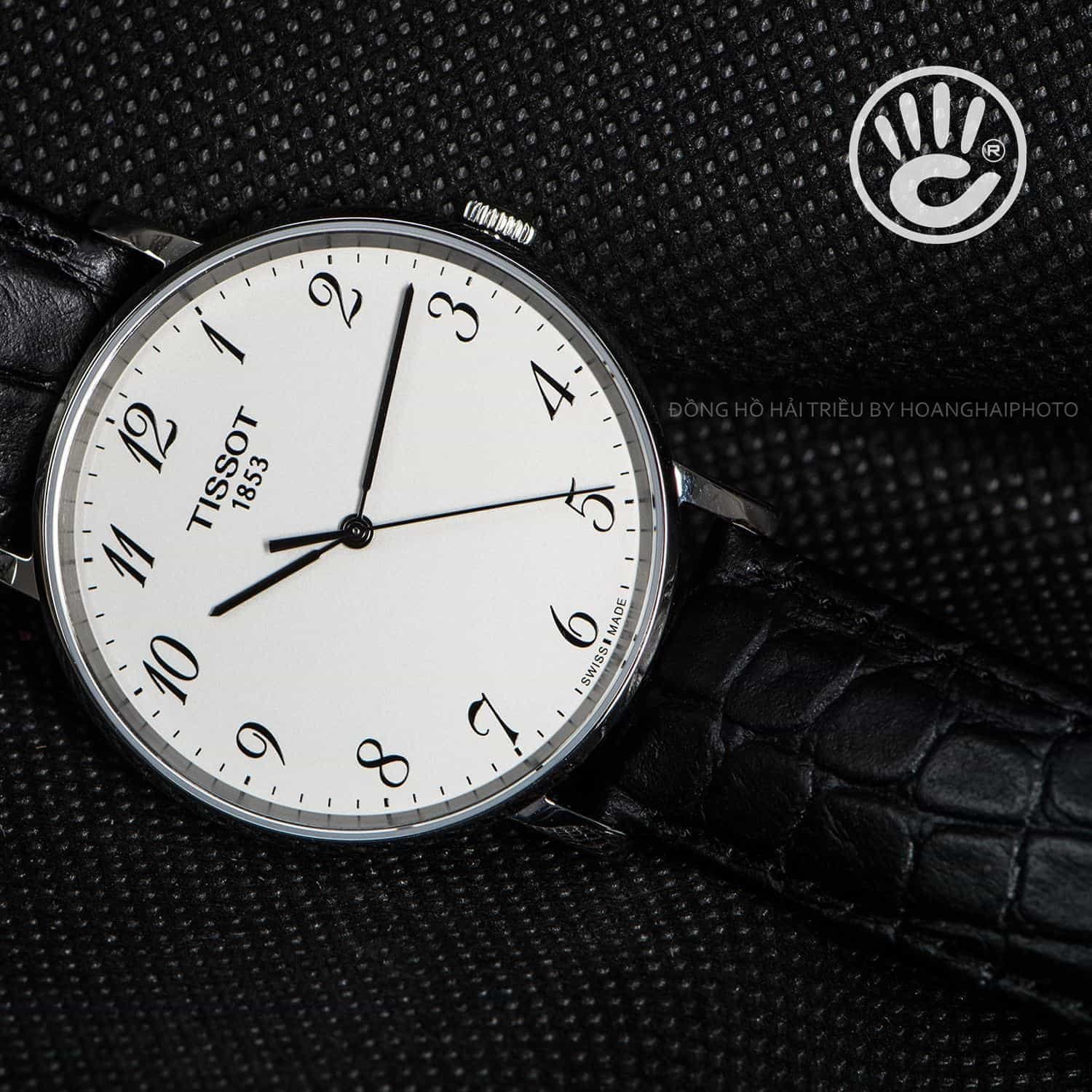 Review đồng hồ dây da Tissot T109.410.16.032.00 siêu mỏng - hình 2