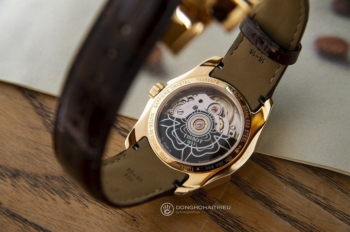 TISSOT T035.207.36.031.00 5 Review đồng hồ Tissot T035.207.36.031.00 nữ kính chống trầy -3