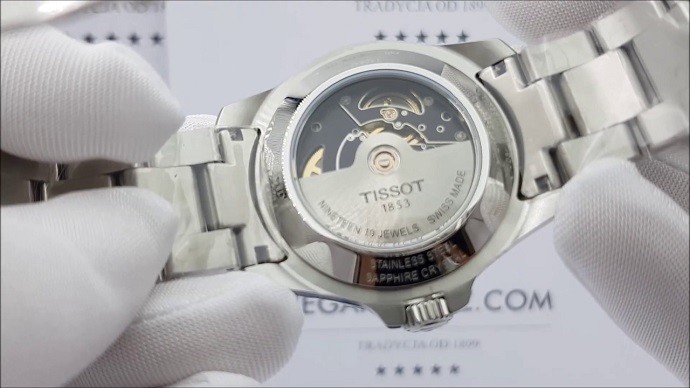Tissot PR 100 Powermatic 80 T101.207.11.051.00 - Nam - Automatic (Tự Động) - Chống nước 10 ATM - Mặt số 33mm - Trữ cót 80 giờ 5 Review đồng hồ Tissot T101.207.11.051.00: trữ cót 80 tiếng-4
