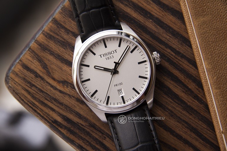 Top 5 mẫu đồng hồ nam giá từ 5 đến 10 triệu không thể bỏ qua - Hình 1: Tissot T101.410.16.031.00