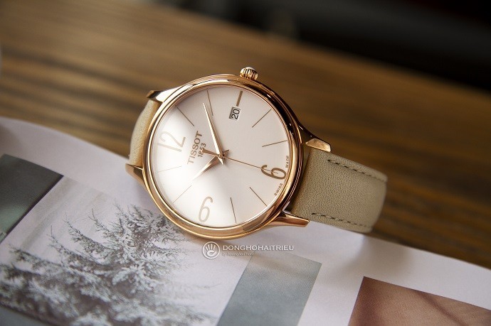 Review đồng hồ Tissot T103.210.36.017.00: ngọt ngào tươi trẻ-5