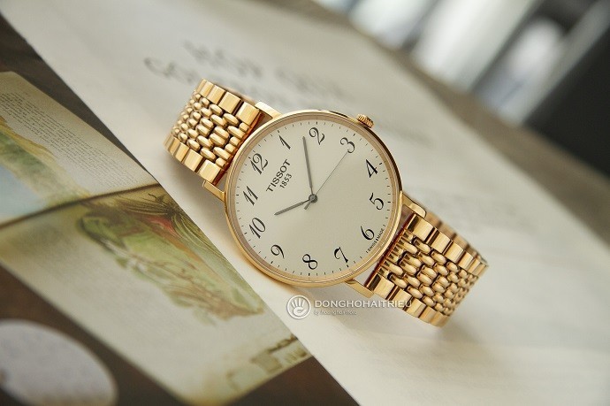 Review đồng hồ Tissot T109.610.33.032.00: vẻ đẹp thời thượng-1