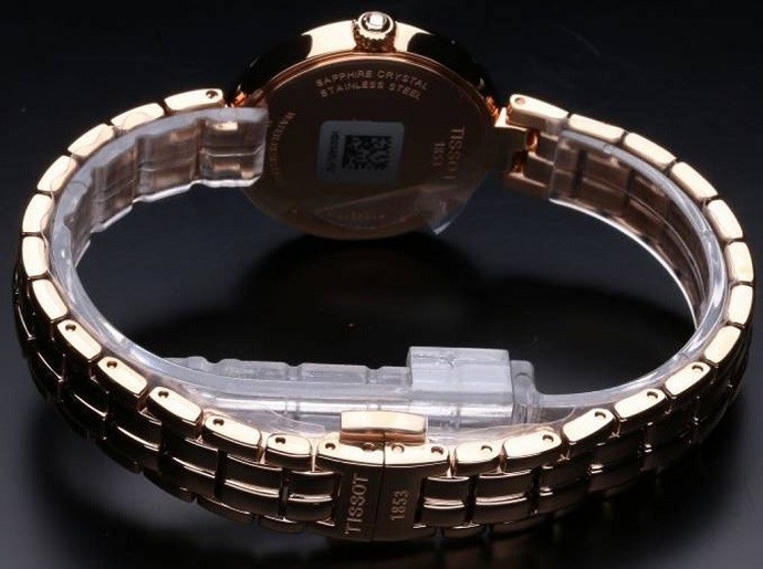 Tissot T094.210.33.111.01 4 Tissot T094.210.33.111.01, mặt số khảm xà cừ, kính Sapphire-3