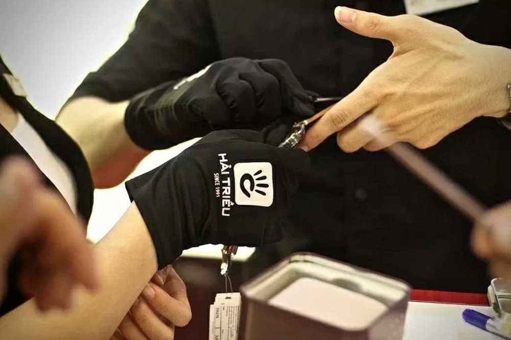 Mua, thay dây da đồng hồ Tissot 1853 giá bao nhiêu, ở đâu? 7 Mua, thay dây da đồng hồ Tissot 1853 giá bao nhiêu, ở đâu? 6