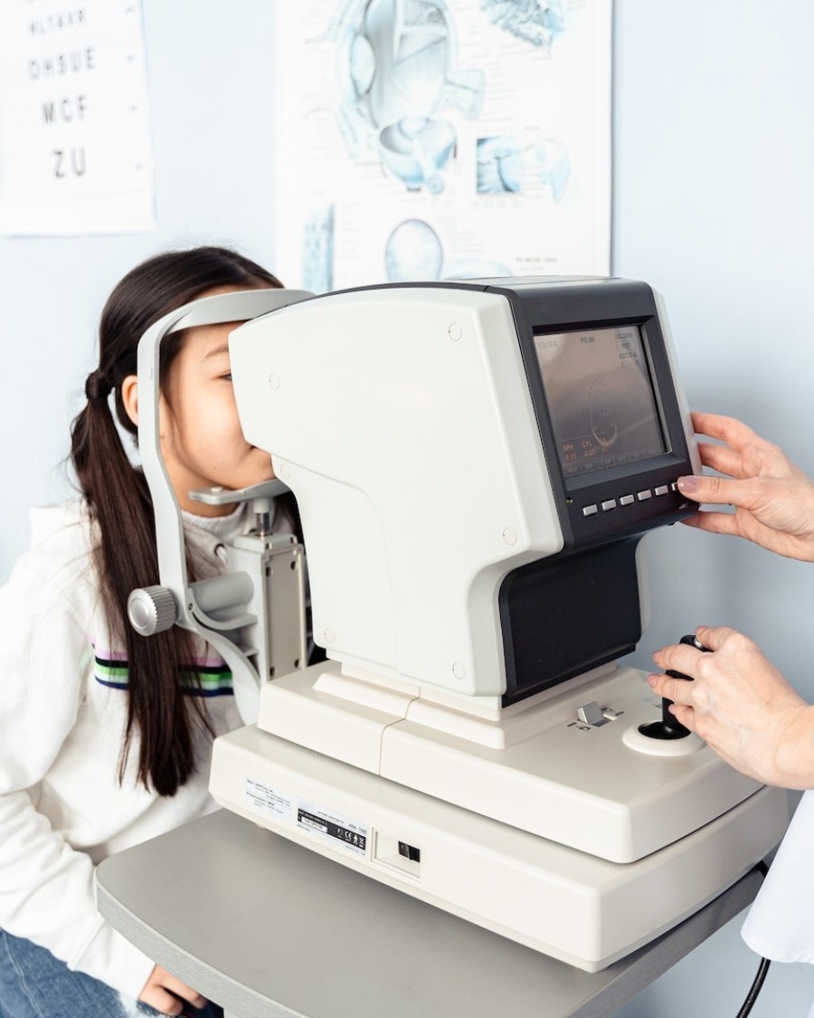 Đo mắt ở bệnh viện mắt: Chi phí, quy trình, lưu ý đo cắt 4 Đo mắt ở bệnh viện mắt: Chi phí, quy trình, lưu ý đo cắt- Ảnh 3