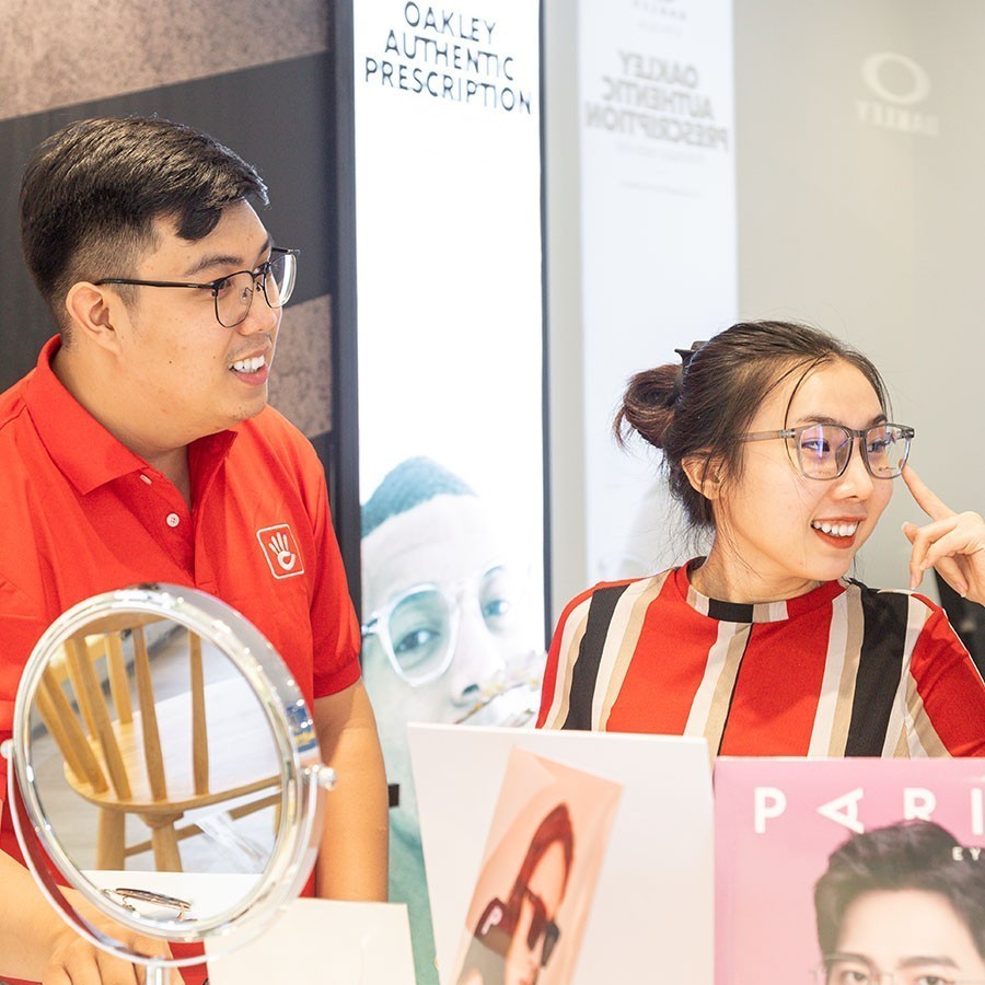 15+ các loại mắt kính nữ đẹp, tips mua kính chính hãng hợp mặt - Ảnh 18