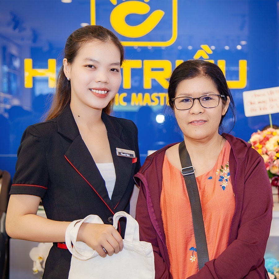 15+ các loại mắt kính nữ đẹp, tips mua kính chính hãng hợp mặt - Ảnh 20