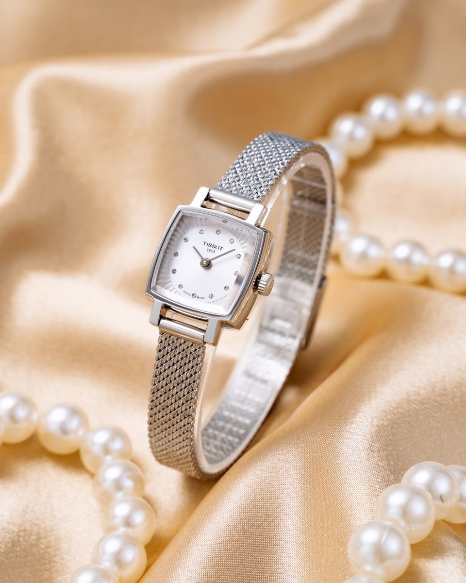 TOP đồng hồ đính kim cương thật, giá bình dân nên mua nhất 2