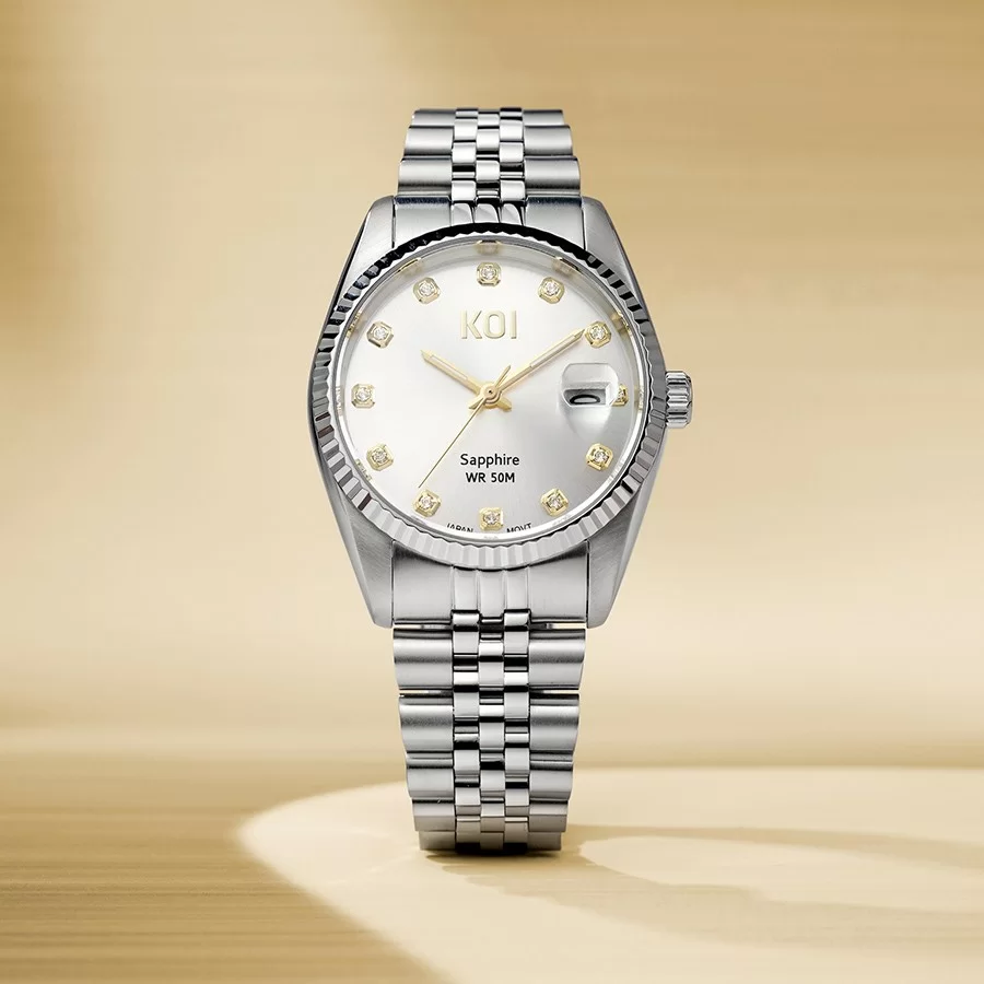 Bộ vỏ thép sáng bóng đến từ phiên bản đồng hồ KOI Noble