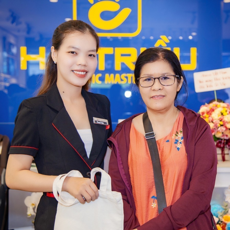 Đội ngũ nhân viên tận tình với mỗi khách hàng