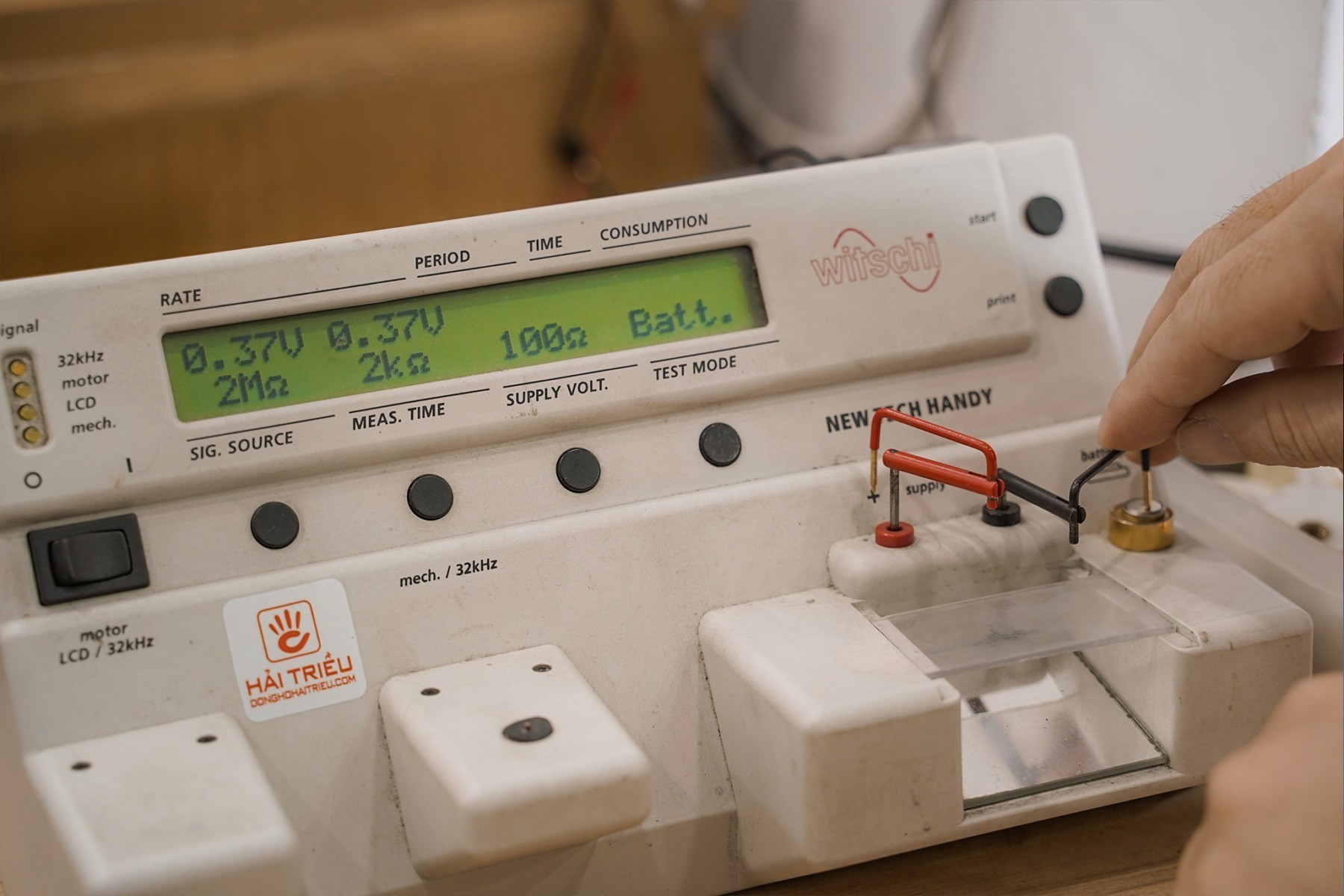 Dịch vụ lau dầu đồng hồ cơ uy tín tại Hà Nội & Tp.HCM 26